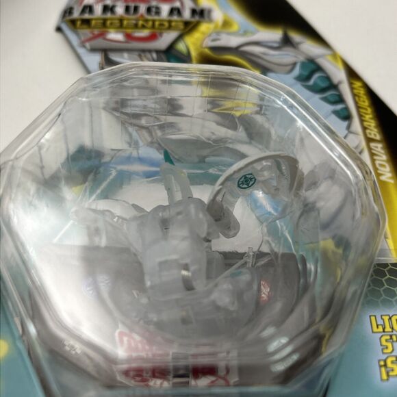 Bakugan Legends Nova Bakugan Diamond Lights Up Pegatrix with Character Card Gift - Picture 13 of 14